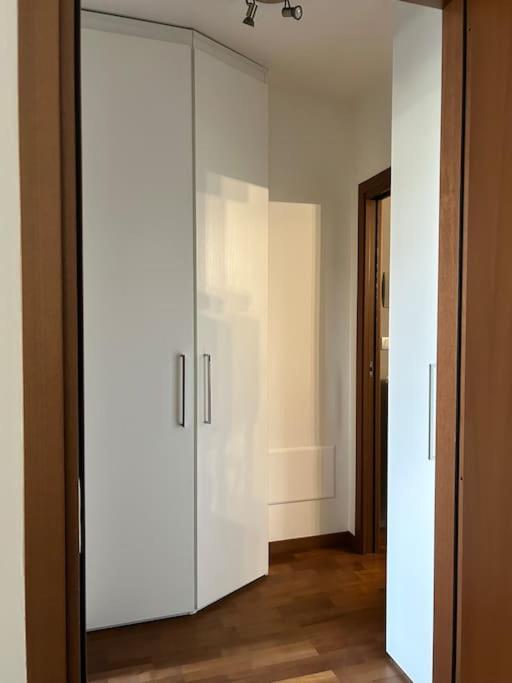 Appartamento Casa Di Lillo Merate Esterno foto