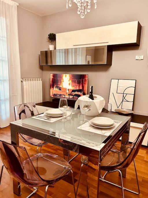Appartamento Casa Di Lillo Merate Esterno foto